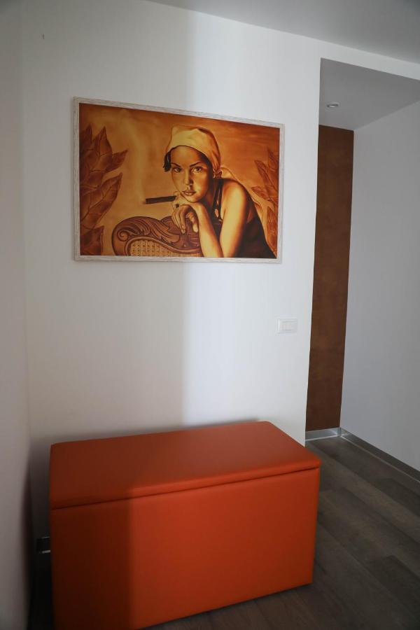 Interno 11 City View With Kitchen - 70 Mq Bari Dış mekan fotoğraf